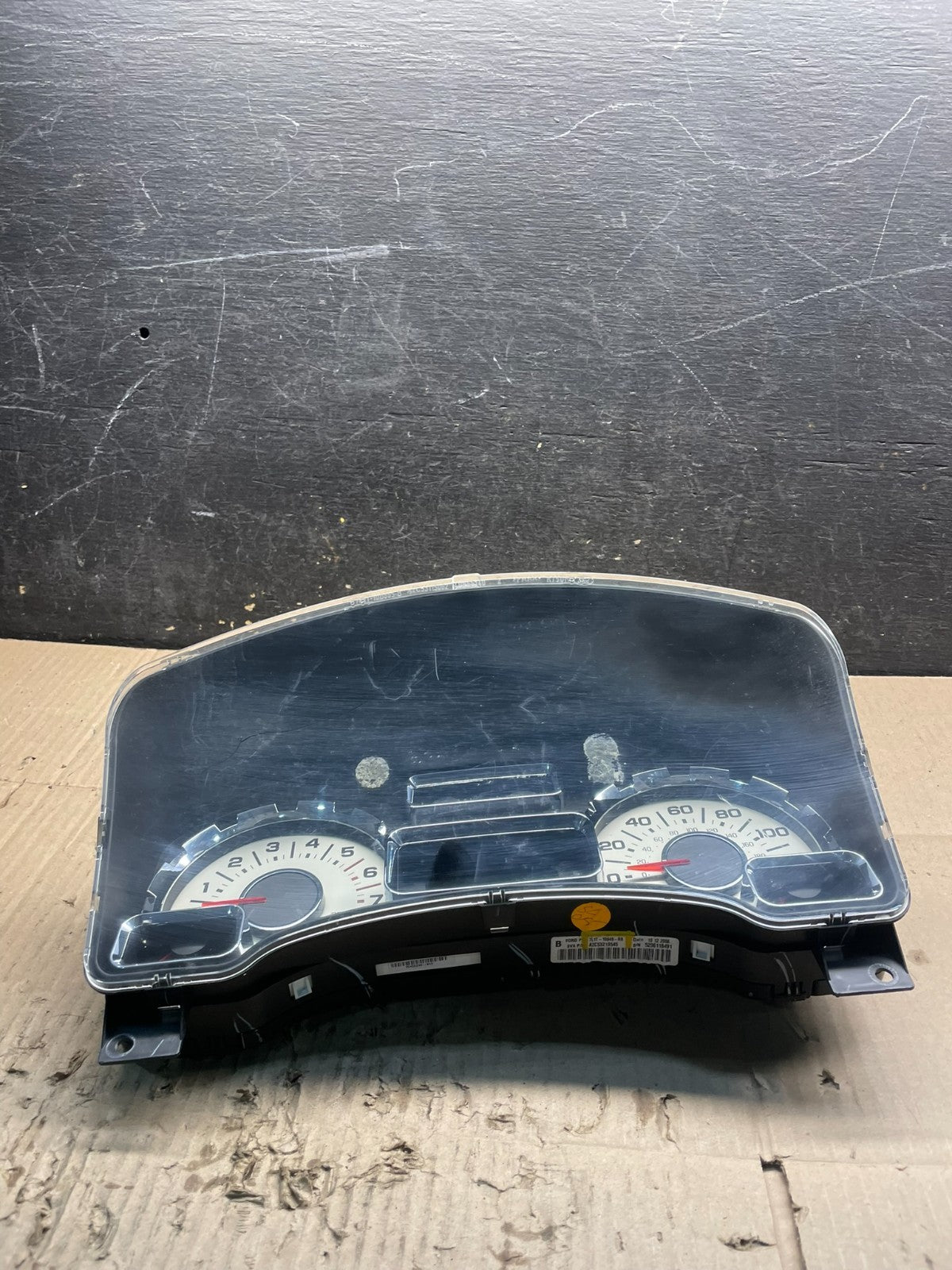 2007 2008 Ford  Expedition Speedometer Cluster Gauge OEM X9970  DG4