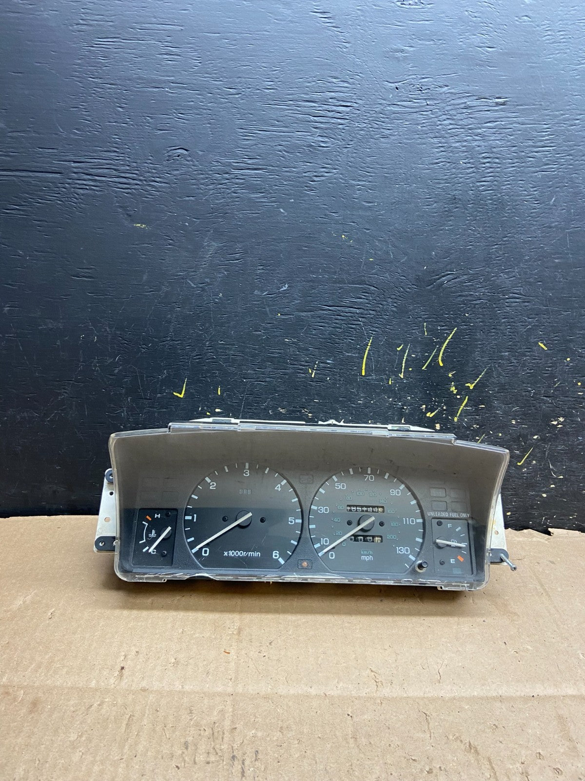 1996 to 1999 Land Rover Discovery Speedometer Cluster Gauge OEM y5296 DG0