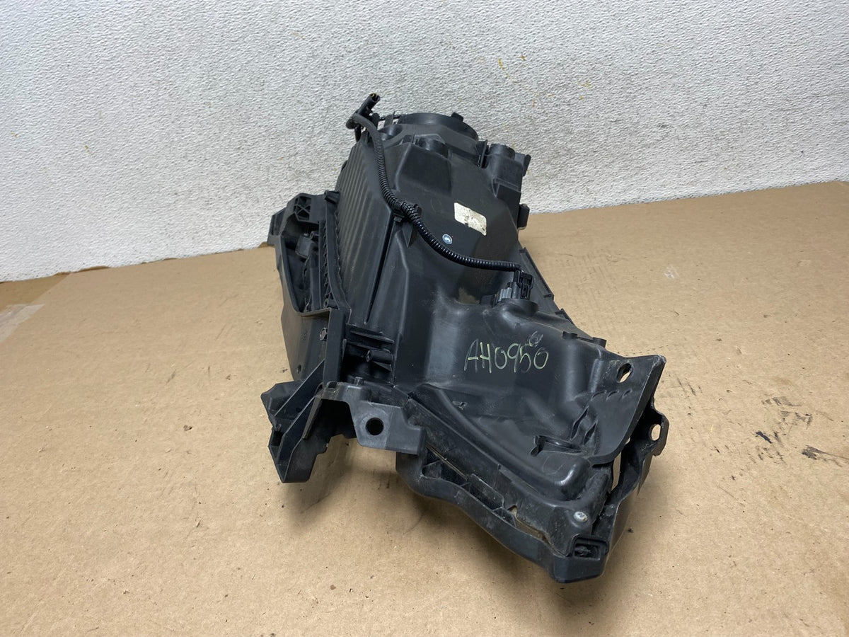2018 to 2020 Honda Fit Left Driver LH Side Headlight Halogen AH0950 DG8
