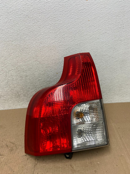 2007 to 2012 Volvo XC90 Left Driver Lh Side Lower Tail Light AG4726 GD0