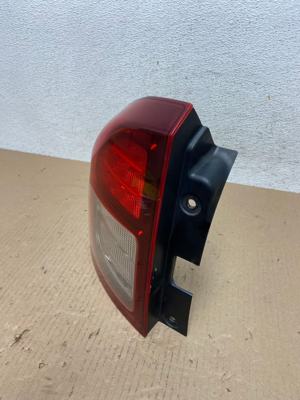 2014 - 2017 Jeep Compass Left Driver LH Side Tail Light AE7323 LK1