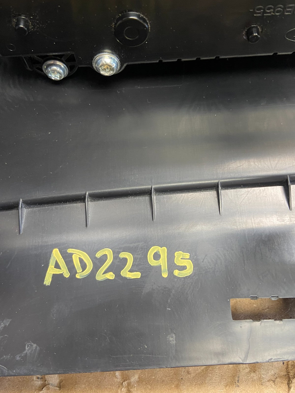 2020 to 2023 Ford Explorer Console Radio Display Screen Air Vents AD2295 DG5