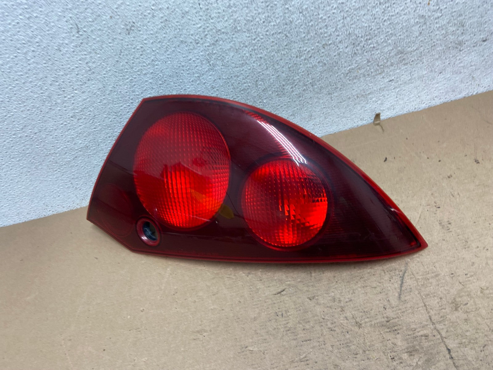 2000 2001 2002 Mitsubishi Eclipse Right Passenger RH Side Tail Light AF5689 LK1