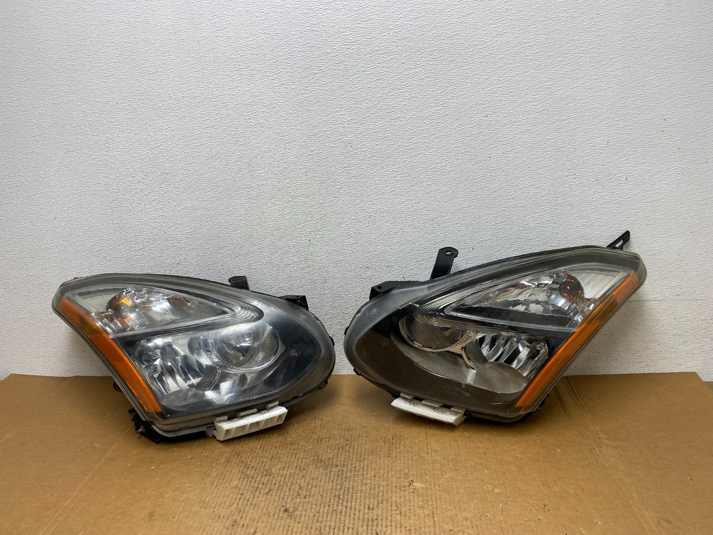 2009-2013 Nissan Rogue Left+Right Side Set Halogen Headlights DEPO AE0282 DW0