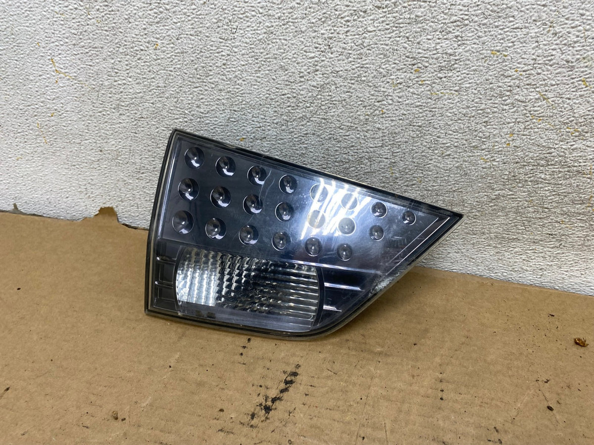 2007 to 2013 Mitsubishi Outlander Left Driver Lh Inner Tail Light AH7960 LK2