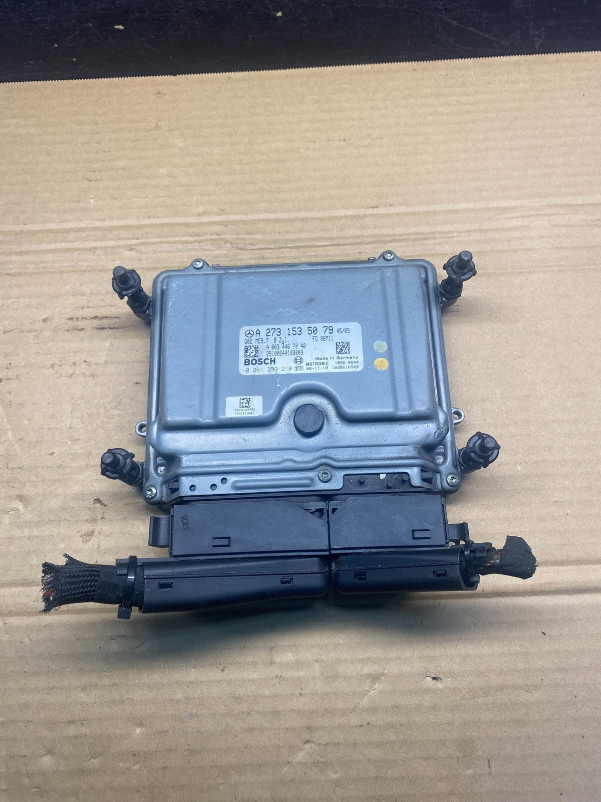 2007 - 2011 Mercedes CL550 S550 ECU ECM Engine Control Module Unit AE4746 DG0