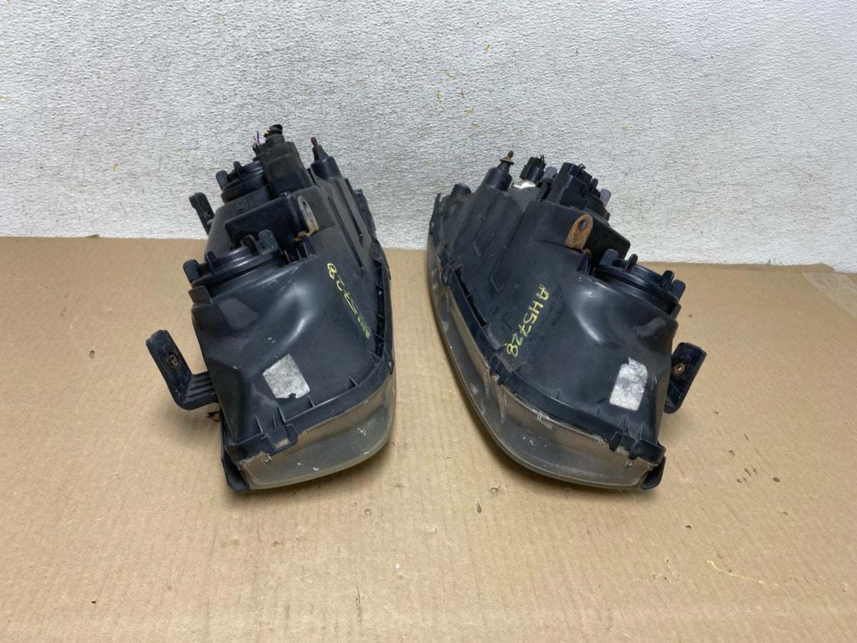 2001 2002 2003 Hyundai Elantra Left+Right Side Set Halogen Headlights AH5728 DW9