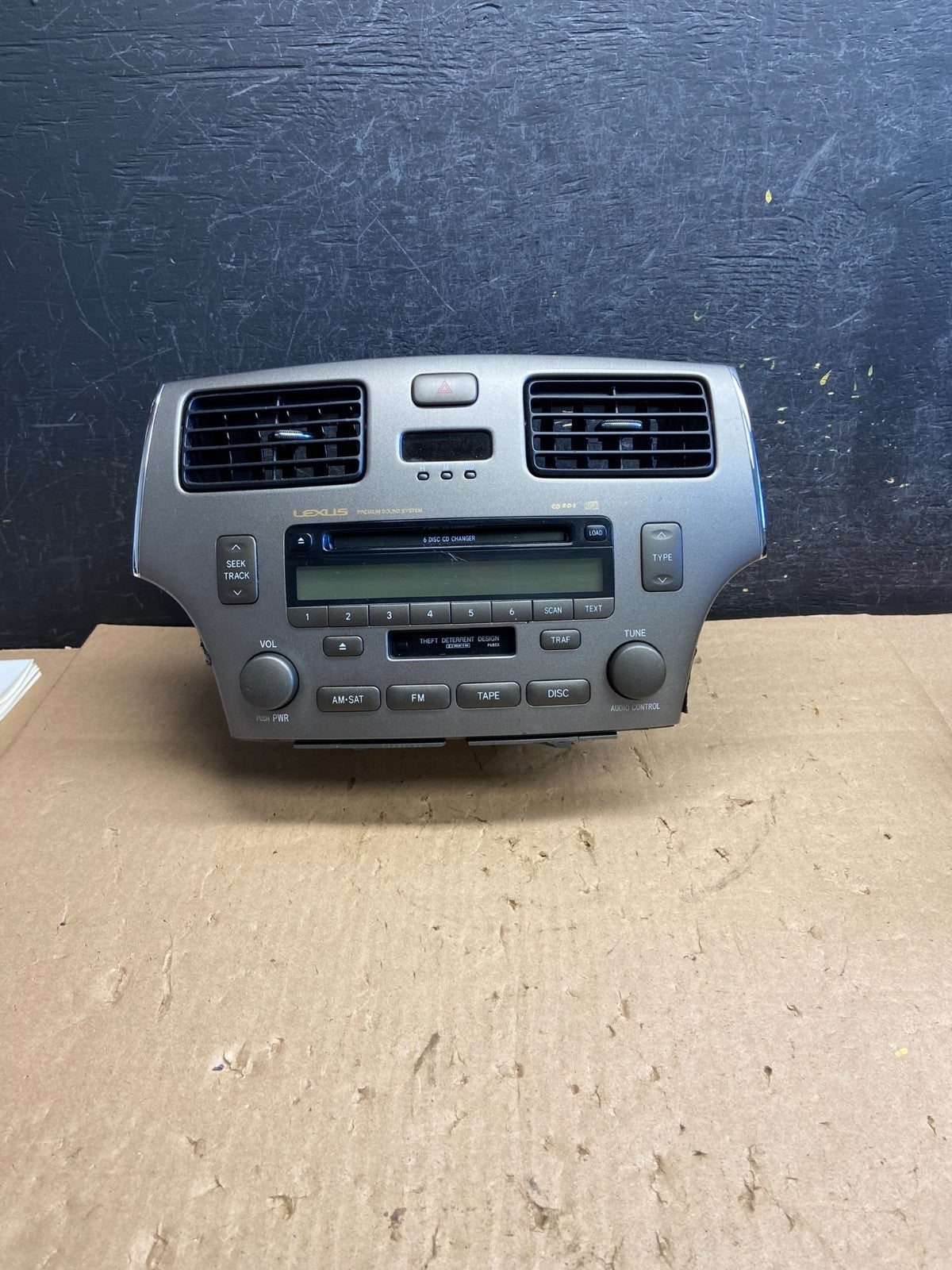 2002-2006 Lexus ES330 Es300 Radio Receiver Tape CD Air Vent Bezel AI3133 DG0
