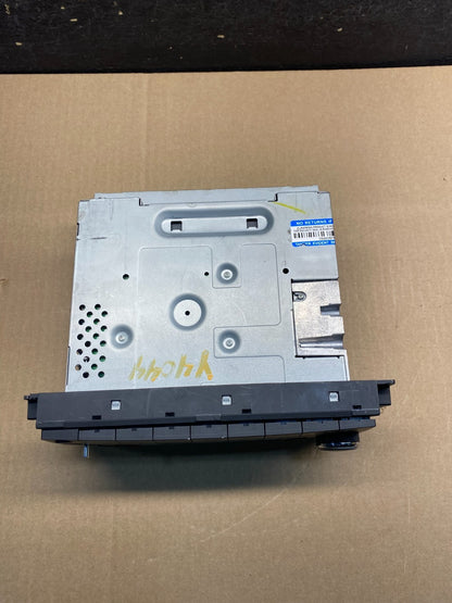 2008 2012 Jeep Dodge Chrysler Screen Display CD Player Satellite Radio AG7443 DG5