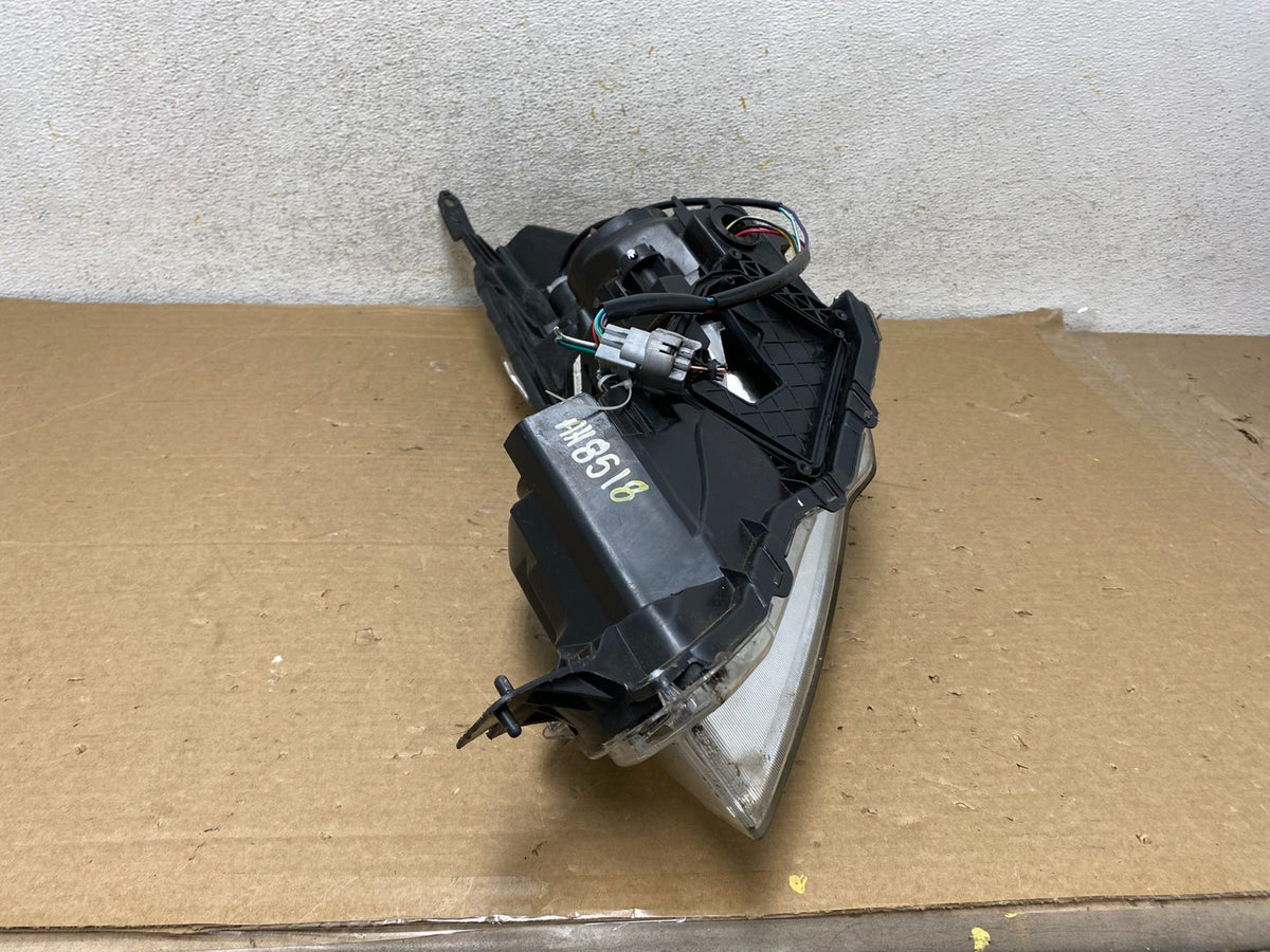 2010 2011 2012 Subaru Legacy Outback Right Passenger Xenon Headlight AH8518 DW8