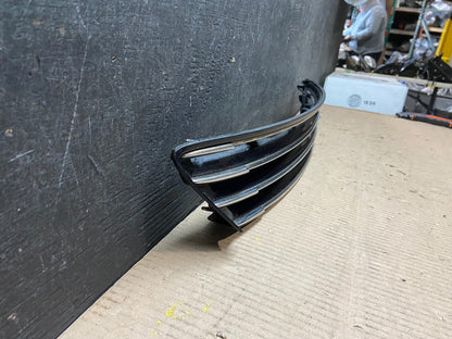 2004 Lexus ES330 Front Upper Grill Grille H6644 OEM DG12