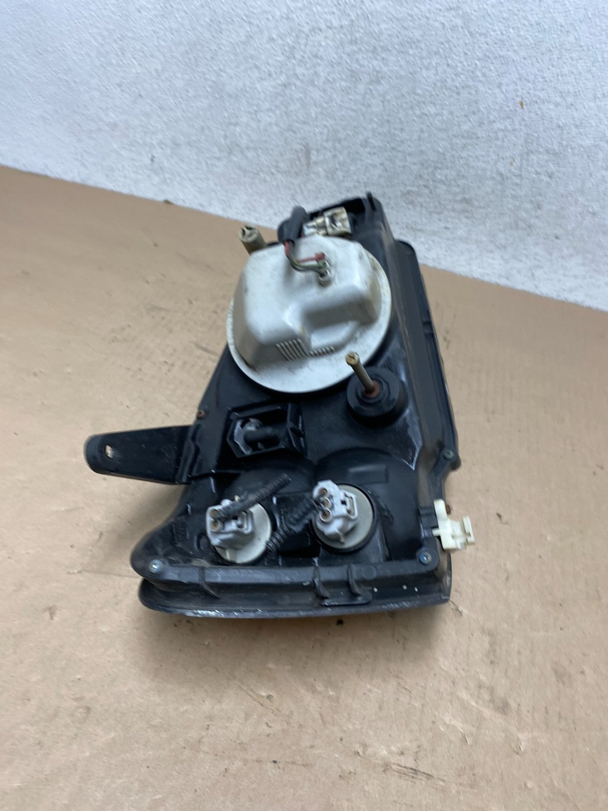 2001-2004 Subaru Legacy Outback Left Driver Lh Side Headlight AG4657 DW8
