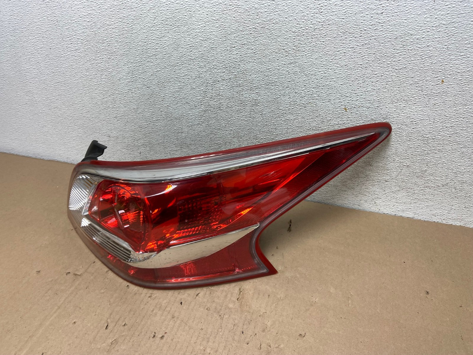 2013 2014 2015 Nissan Altima Right Passenger RH Side Tail Light AG6737 LK1