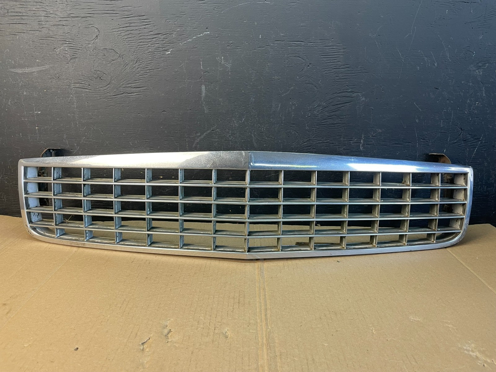 1994 1995 1996 Cadillac Deville Front Upper Grill Grille Oem ac2167 DG0