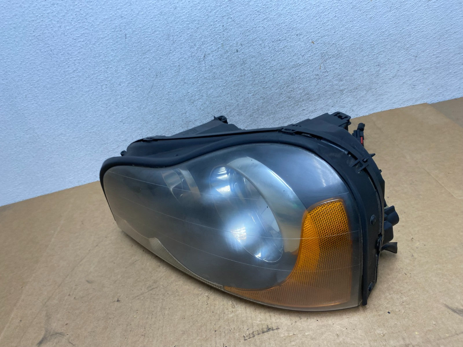 2003-2013 Volvo XC90 Left Driver LH Side Halogen Headlight DEPO AE3244 DW1