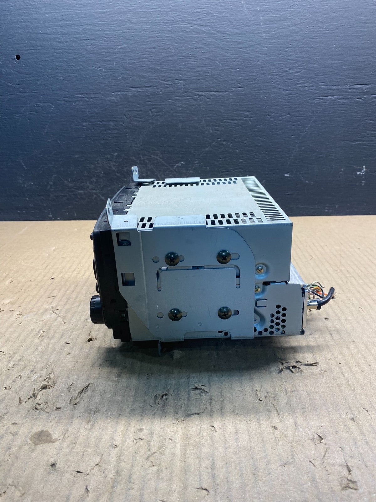 2004 to 2005 Suzuki Vitara Radio Grand AM-FM-stereo-6 Disc CD AC24281