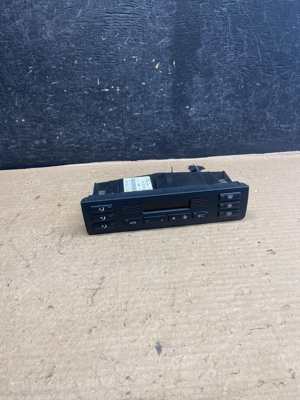 1998-2005 BMW E46 325i 330i 323i 328i Climate Control Panel AH5430 DG0