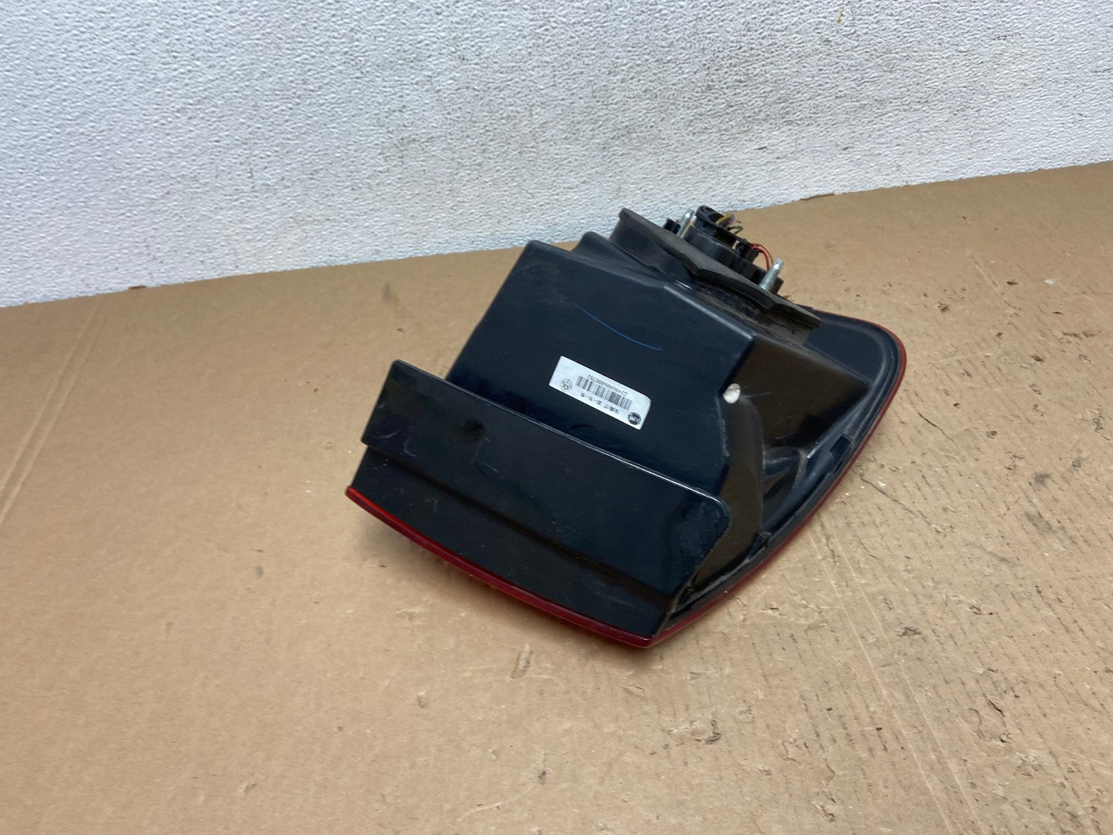 2008 2009 2010 Volkswagen Jetta Right Passenger RH Side Tail Light AD8120 LK5