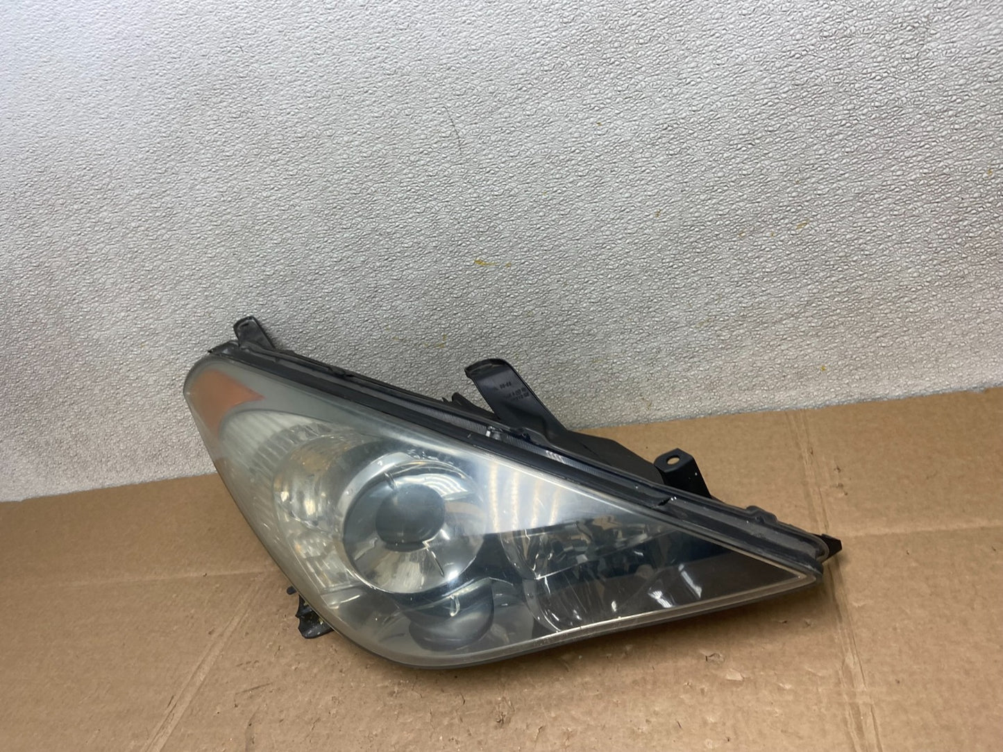 2004 2005 2006 Toyota Solara Halogen Headlight Right Passenger Side Y8738 DW1