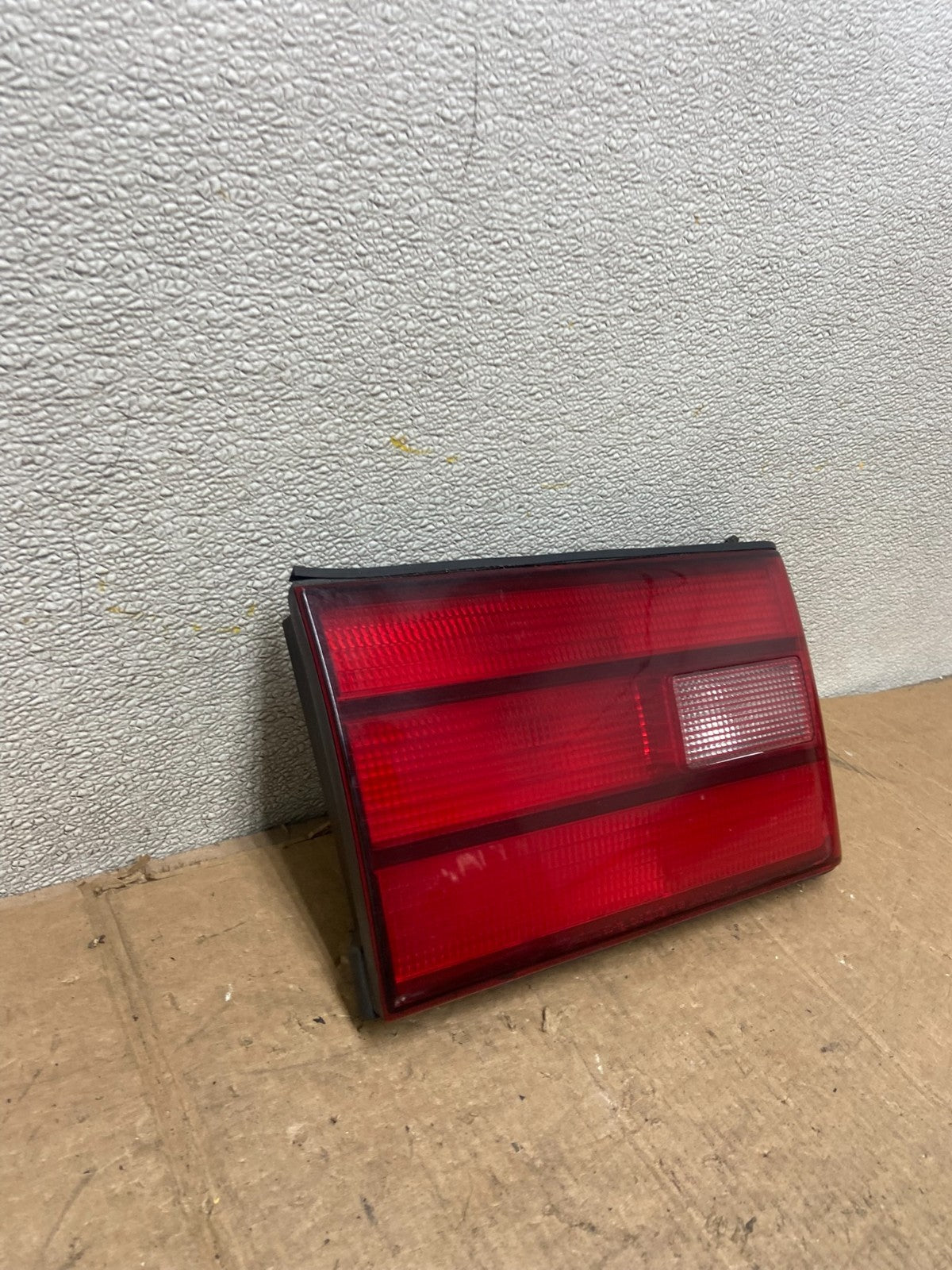 1990 - 1994 Lexus LS400 Left Driver Side Lh Tail Light OEM 81590-50010 AA36722