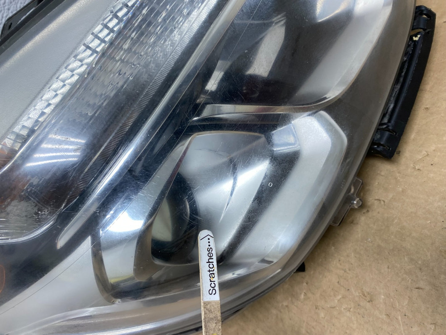 2016-2018 Chevrolet Equinox Right Passenger RH Halogen Headlight Oem AC1262 DW3