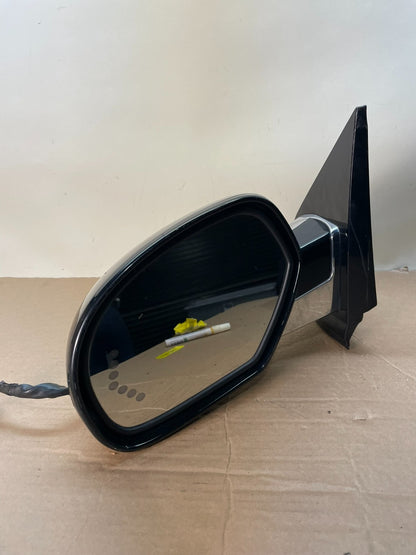 2007 - 2014 Cadillac Escalade Left Driver Door Mirror Turn Signal AI0403 DG2