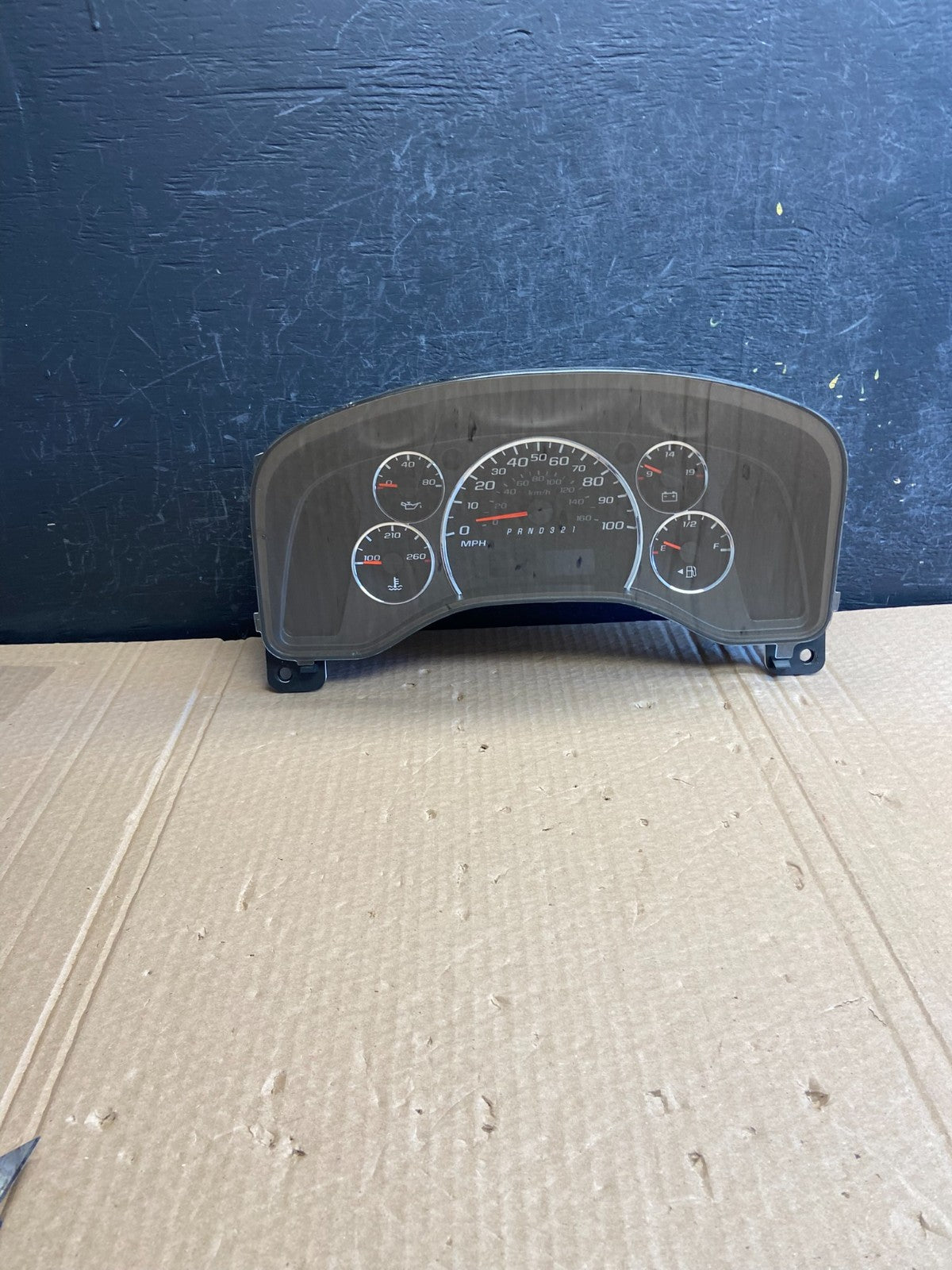 2008 to 2010 Chevrolet Express Speedometer Cluster Gauge AF6156 DG0