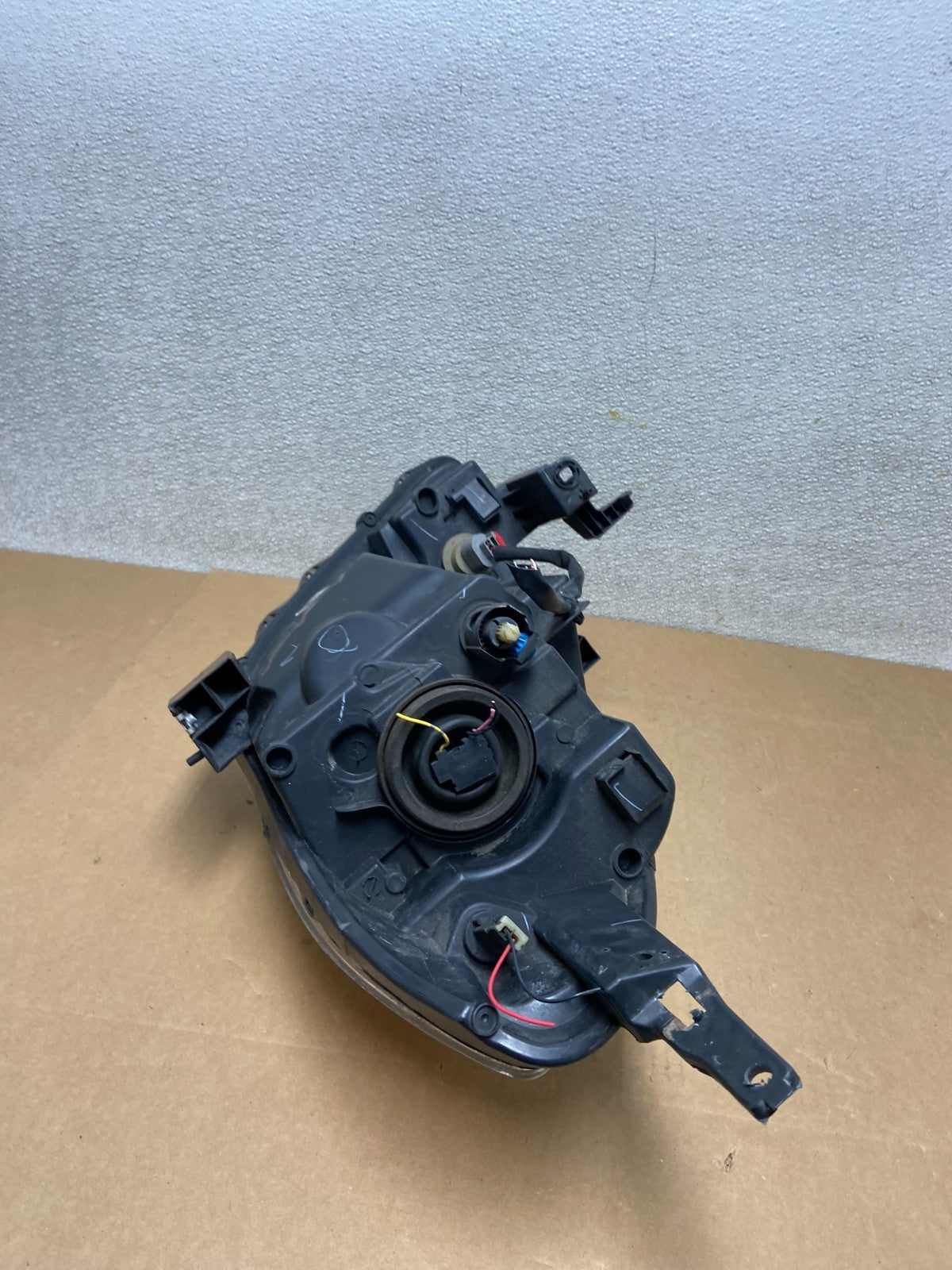 2012 2013 2014 Nissan Versa Sedan Headlight Right Passenger Rh Z6622 DW7