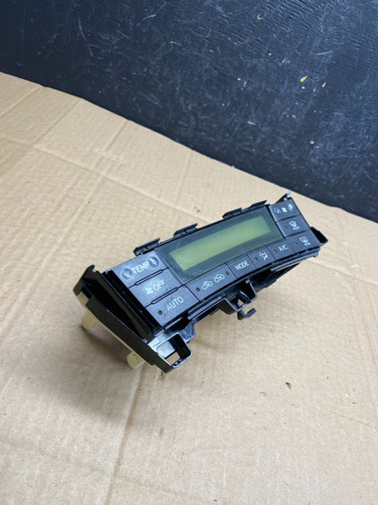 2010 to 2015 Toyota Prius A/C Heater Climate Control Unit Switch AC9330 DG1