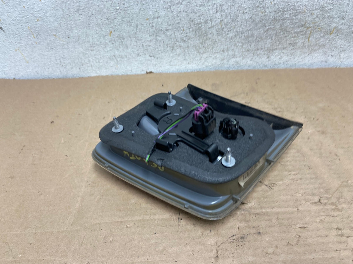 2007 to 2012 GMC Acadia Right Passenger Rh Hatch Tail Light Inner AI0938 LK4