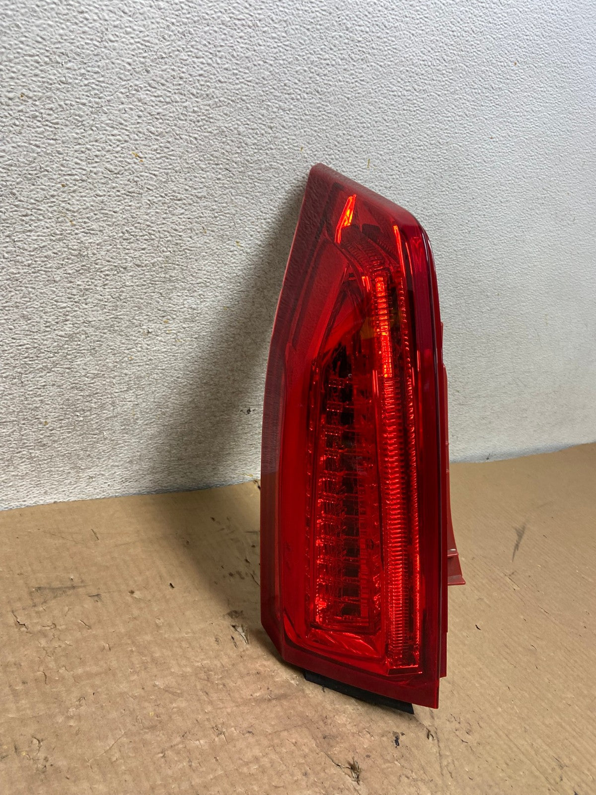 2013 to 2018 Cadillac Ats Left Driver LH Side Tail Light AI8039 LK2