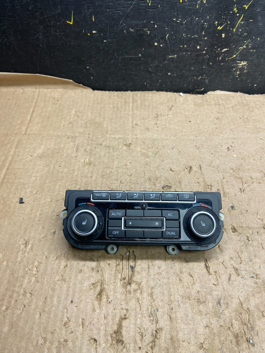 2009 - 2011 Volkswagen CC Center Climate Control Panel AC Heater Z2014 DG0