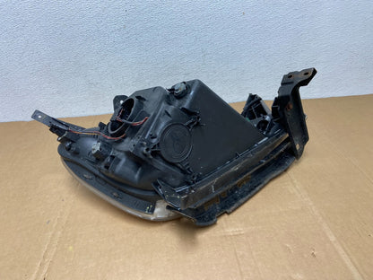 2002 to 2004 Honda Crv Cr-v Left Driver Halogen Headlight AC8374 DW10