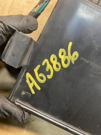 2007 - 2008 Cadillac Chevy GMC Rear Liftgate Door Control Module ag3886 DG5