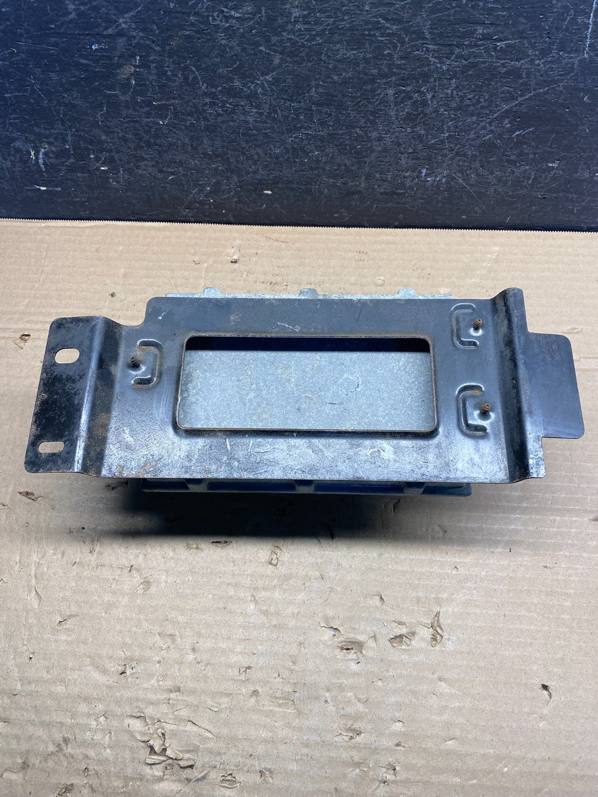 2003 Jeep Liberty 3.7L Engine ECU Computer Module p56044195af AD9581 DW1