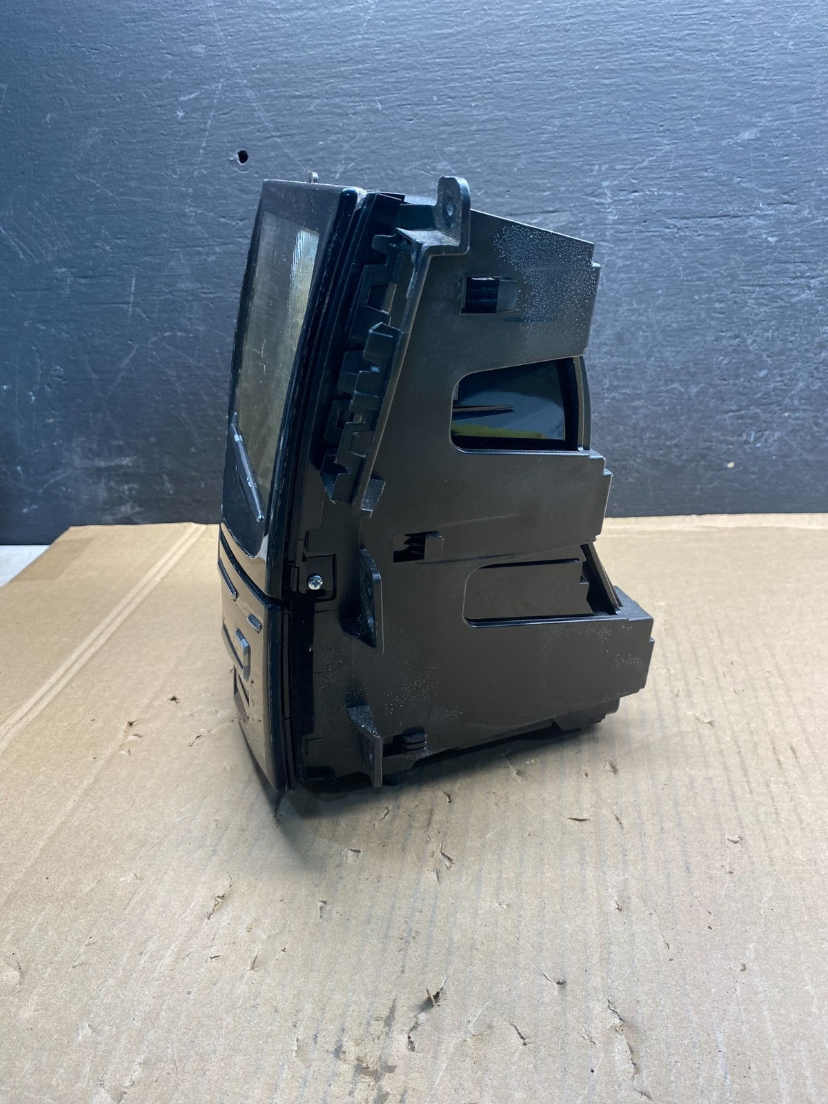 2015-2019 Cadillac CTS XTS Heater Radio Climate Control Panel Bezel OE AE7933 DG1