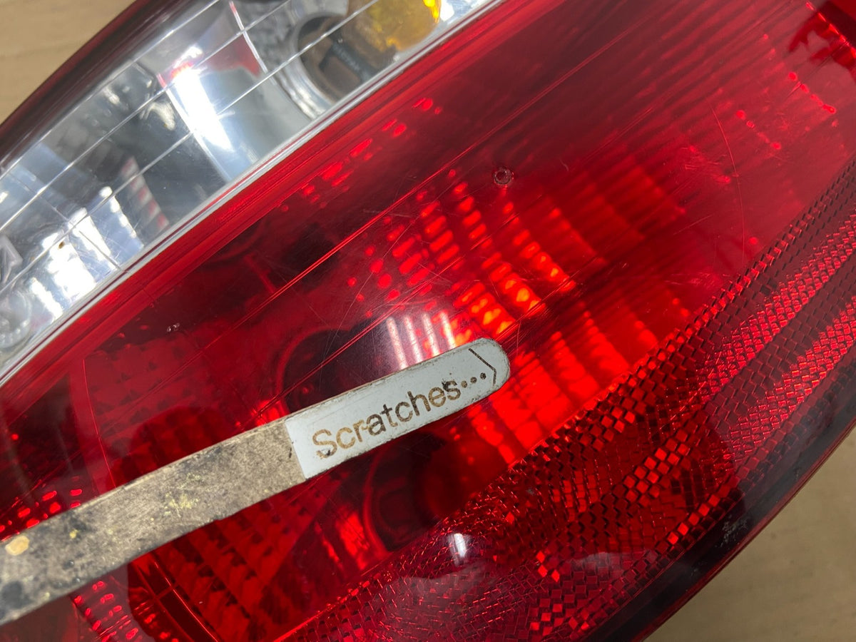 2004 2005 Mercury Sable Left Driver Side Tail Light AH2228 DG3