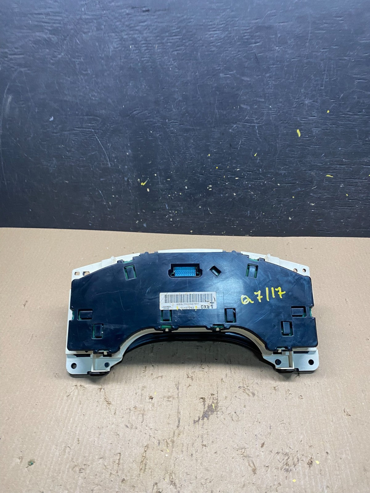 2004 to 2007 Chevrolet Express Speedometer Cluster Gauge OEM Q7117 DG4