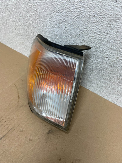 1999 to 2004 Nissan Pathfinder Passenger Corner Park Light Turn Signal AE7245 DW1