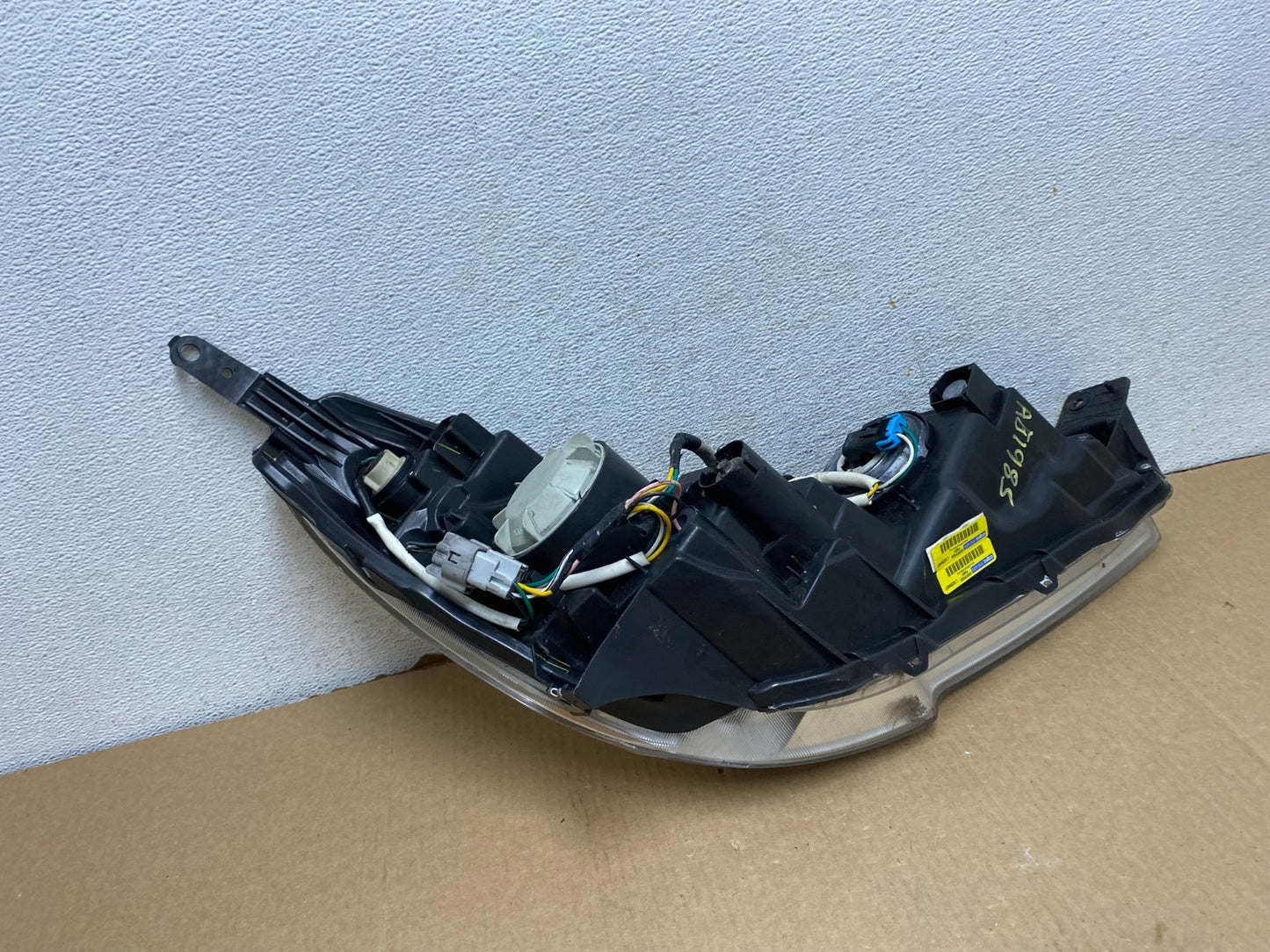 2010 2011 2012 Subaru Legacy Outback Left Driver Halogen Headlight AG1985 DW7