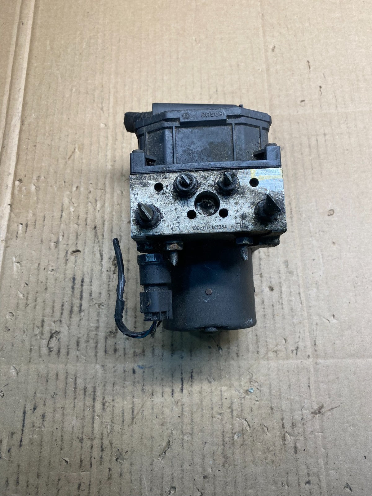 2002 to 2003 BMW X5 ABS Anti-Lock Brake Pump Module ab2713 DG0