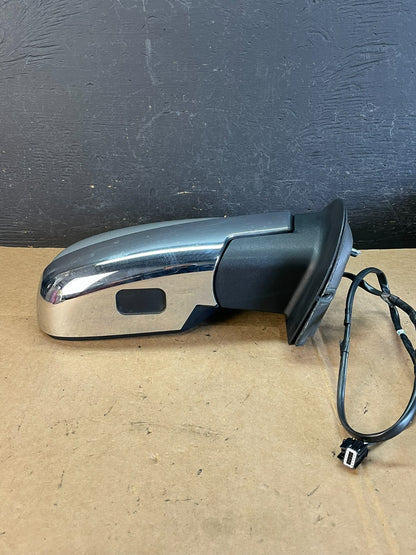 2007-2013 Chevrolet Tahoe Silverado Suburban Right Passenger Mirror AE1003 DW3