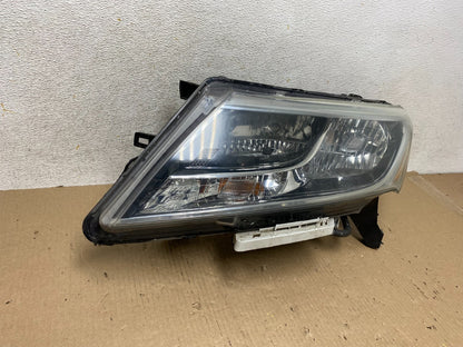 2013 - 2016 Nissan Pathfinder Left Driver LH Side Headlight Halogen AH58171