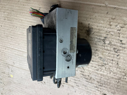 2007 to 2014 Mercedes C-Class ABS Anti Lock Brake Pump Module a2035453932 O85933