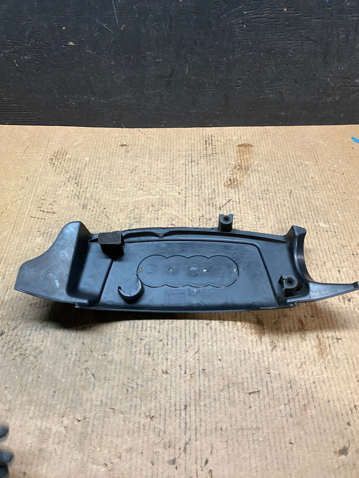 2007 to 2015 Audi Q7 3.0L Engine Upper Top Rear Panel Cover H4828 DG1 Oem5