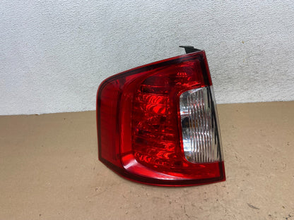 2011 2012 2013 2014 Ford Edge Left Driver Lh Side Tail Light AG43180
