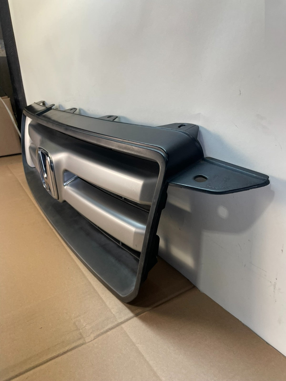2006 2007 2008 Honda Pilot Front Upper Grill Grille AH0511 DG1
