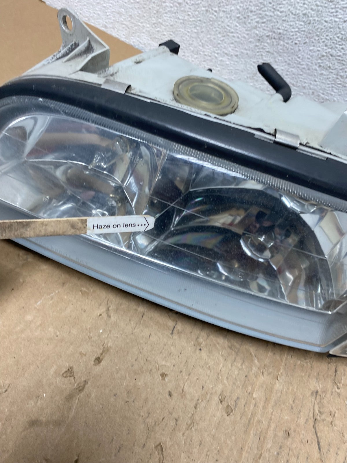 1997 to 2000 Mazda Millenia Left Driver LH Side Halogen Headlight AD8076 DG3