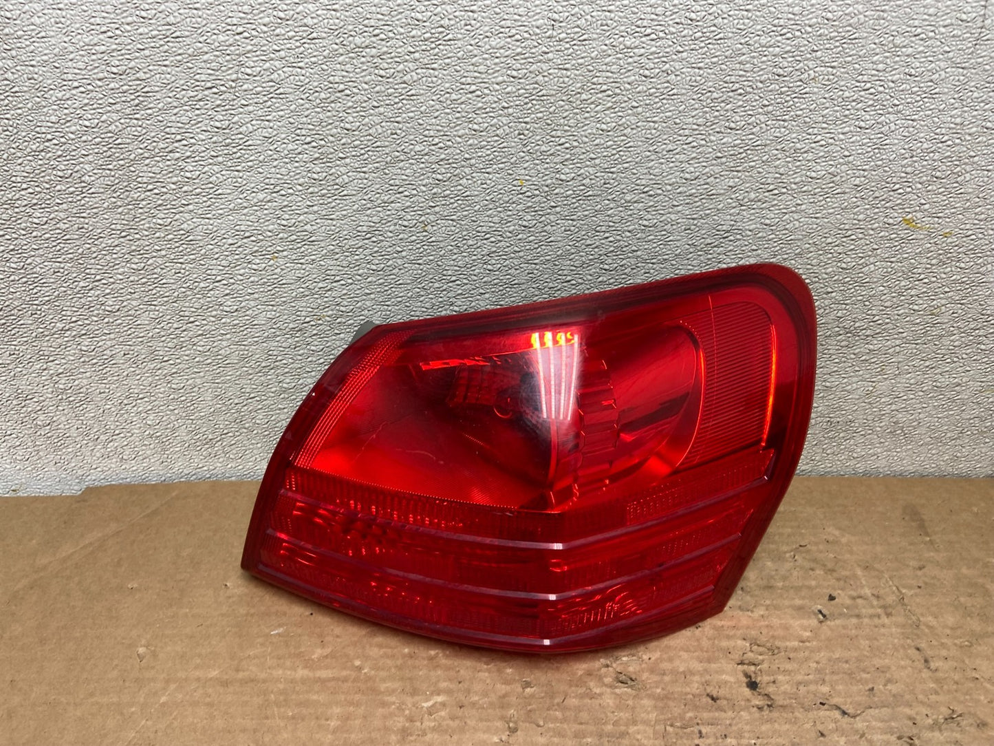 2008 to 2015 Nissan Rogue Right Passenger Rh Side Tail Light Oem Z3647 DW0