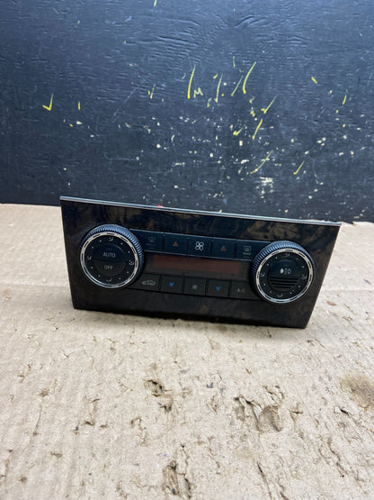 2005-2009 Mercedes W209 CLK350 A/C Heater Climate Control Trim OEM y8068 DG0